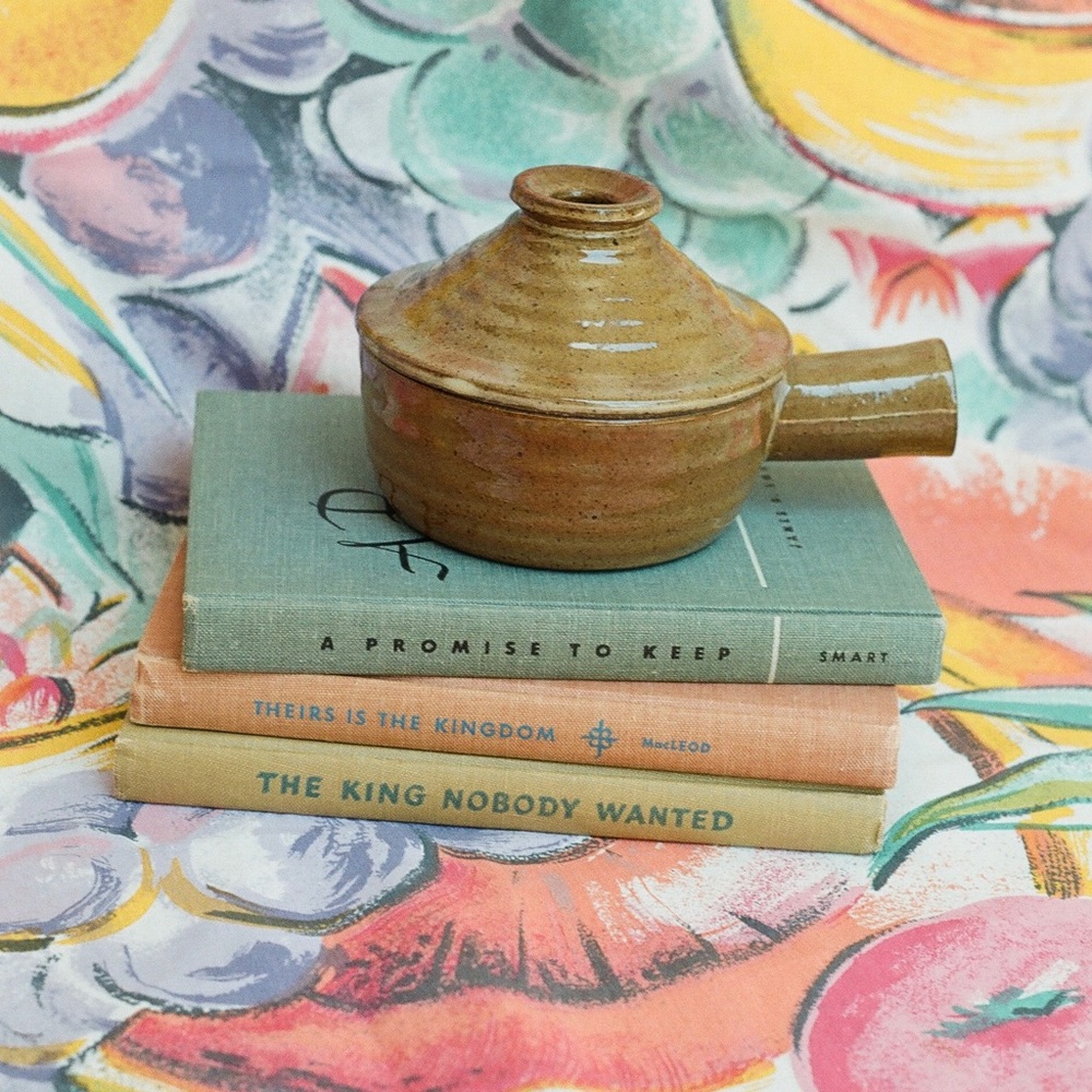 Ceramic kitchen holder